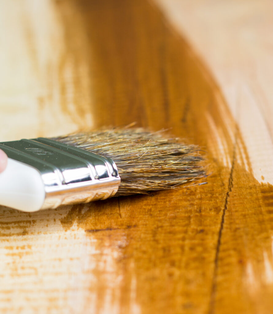 Holzlasuren & Holzschutzmittel